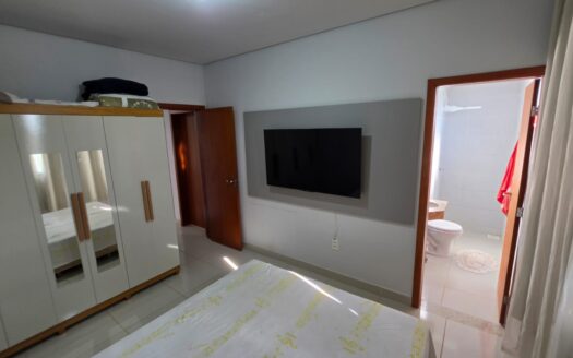 Apartamento com 3 Quartos