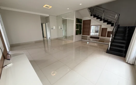 Sobrado com 4 Suítes Plenas