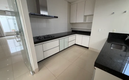 Sobrado com 4 Suítes Plenas