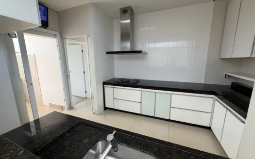 Sobrado com 4 Suítes Plenas