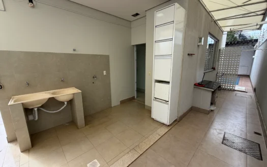 Sobrado com 4 Suítes Plenas