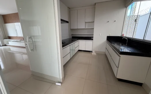 Sobrado com 4 Suítes Plenas