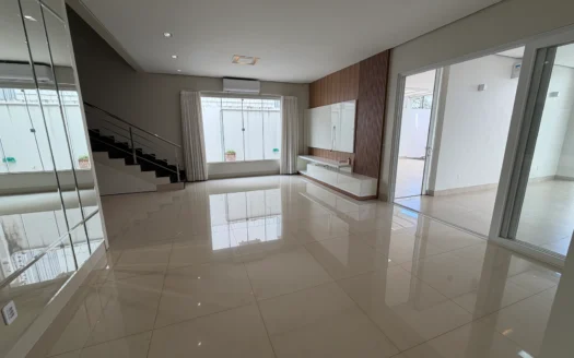 Sobrado com 4 Suítes Plenas