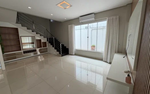 Sobrado com 4 Suítes Plenas