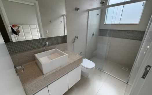 Sobrado com 4 Suítes Plenas