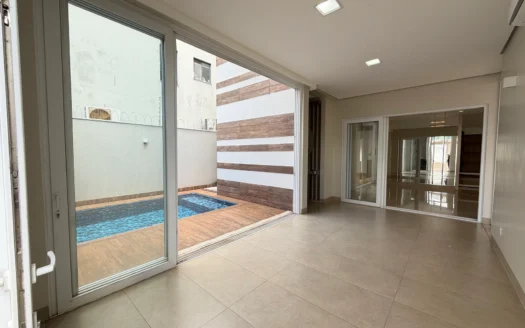 Sobrado com 4 Suítes Plenas