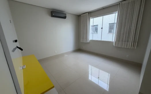 Sobrado com 4 Suítes Plenas