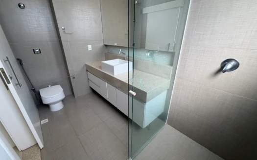 Sobrado com 4 Suítes Plenas