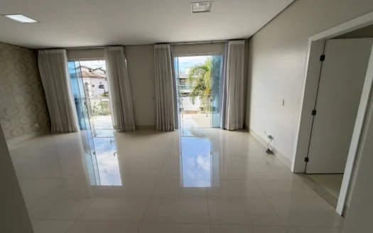 Sobrado com 4 Suítes Plenas