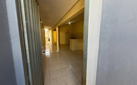 2 Casas em Lote Único