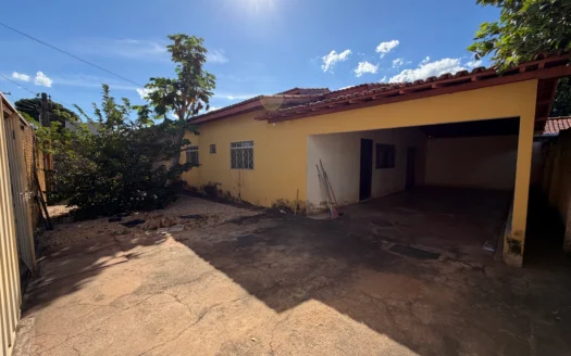 2 Casas em Lote Único
