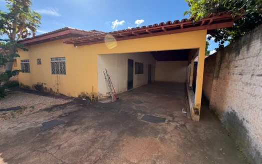 2 Casas em Lote Único