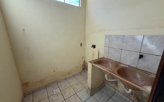 2 Casas em Lote Único