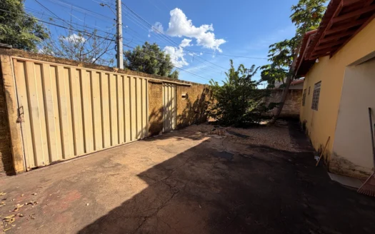 2 Casas em Lote Único
