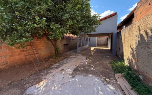 2 Casas em Lote Único