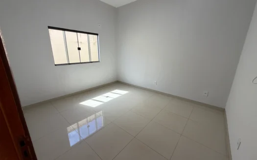 Casa com 3 Quartos e Piscina