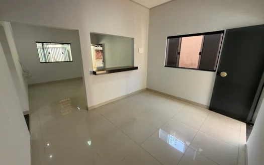 Casa com 3 Quartos e Piscina
