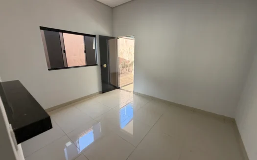 Casa com 3 Quartos e Piscina