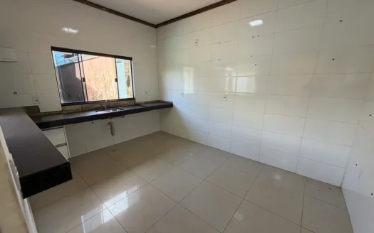 Casa com 3 Quartos e Piscina