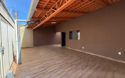 Casa com 3 Quartos e Piscina