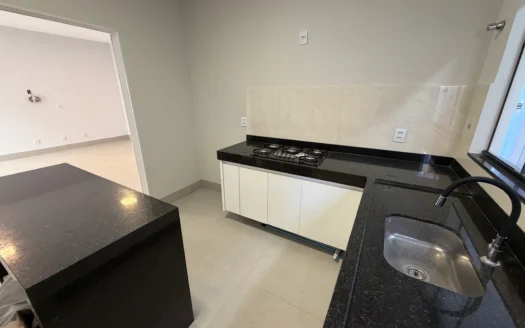 Casa de 3 Quartos  com Piscina