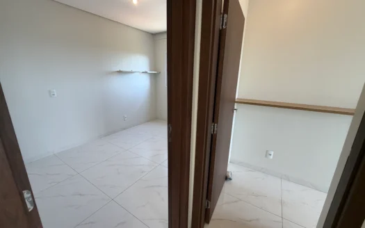 Apartamento com 3 Quartos