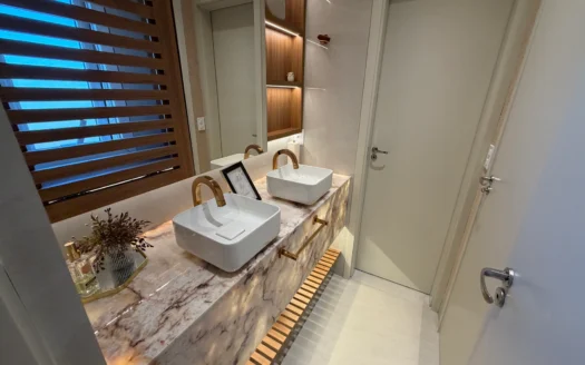Apartamento com 3 Suítes