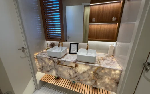 Apartamento com 3 Suítes