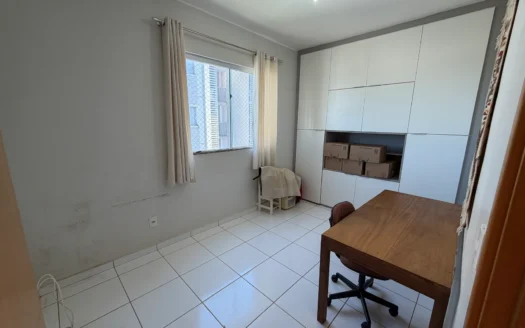 Apartamento com 3 Quartos
