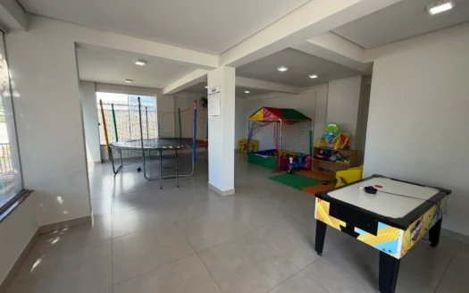Apartamento com 3 Quartos