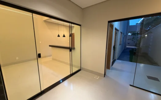 Casa com 3 Suítes na 1003 Sul