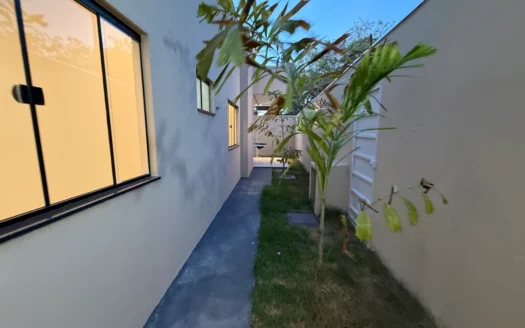 Casa com 3 Suítes na 1003 Sul