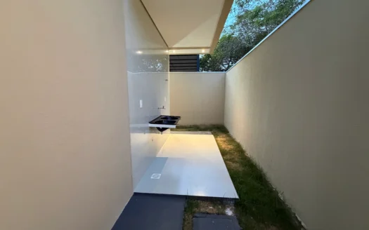 Casa com 3 Suítes na 1003 Sul