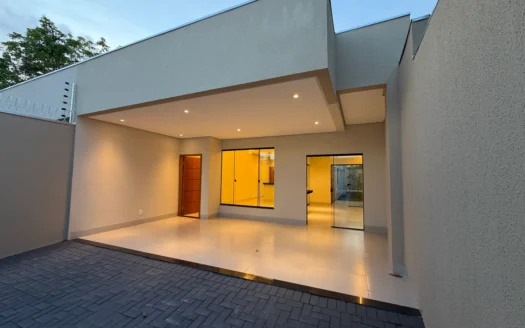 Casa com 3 Suítes na 1003 Sul