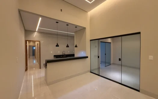 Casa com 3 Suítes na 1003 Sul