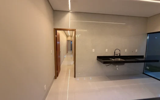 Casa com 3 Suítes na 1003 Sul