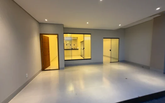 Casa com 3 Suítes na 1003 Sul