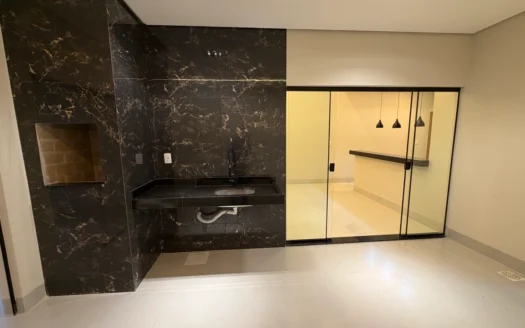 Casa com 3 Suítes na 1003 Sul