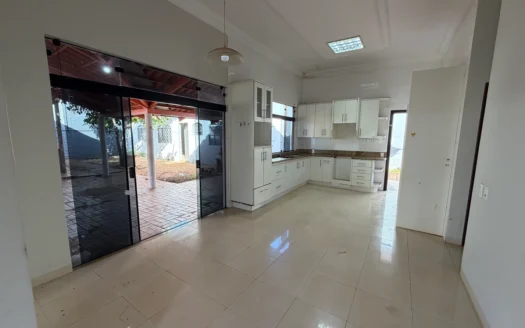Casa com 4 Quartos