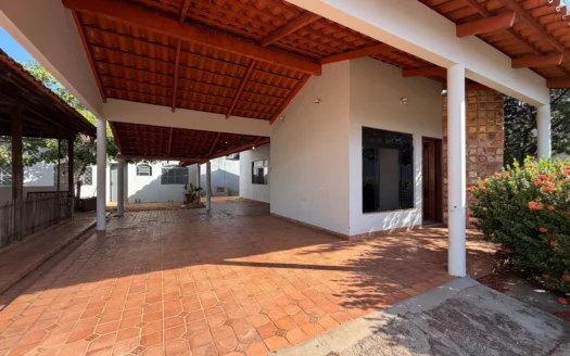 Casa com 4 Quartos