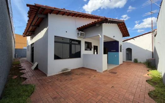 Casa com 4 Quartos