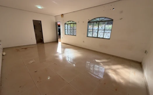 Casa com 4 Quartos