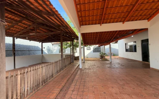 Casa com 4 Quartos