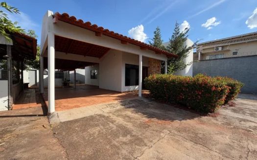 Casa com 4 Quartos