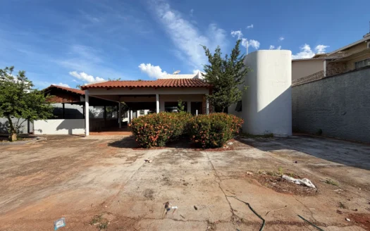 Casa com 4 Quartos