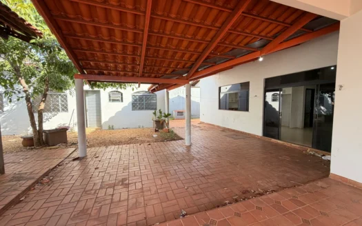 Casa com 4 Quartos