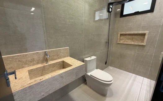 Casa de 3 Quartos na 505 Sul