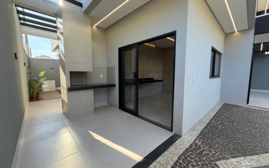Casa de 3 Quartos na 505 Sul