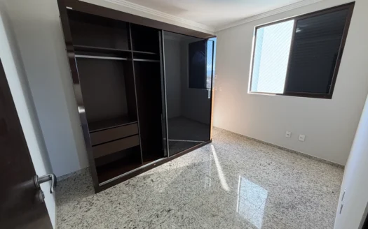 Apartamento com 2 Quartos