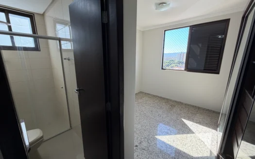 Apartamento com 2 Quartos